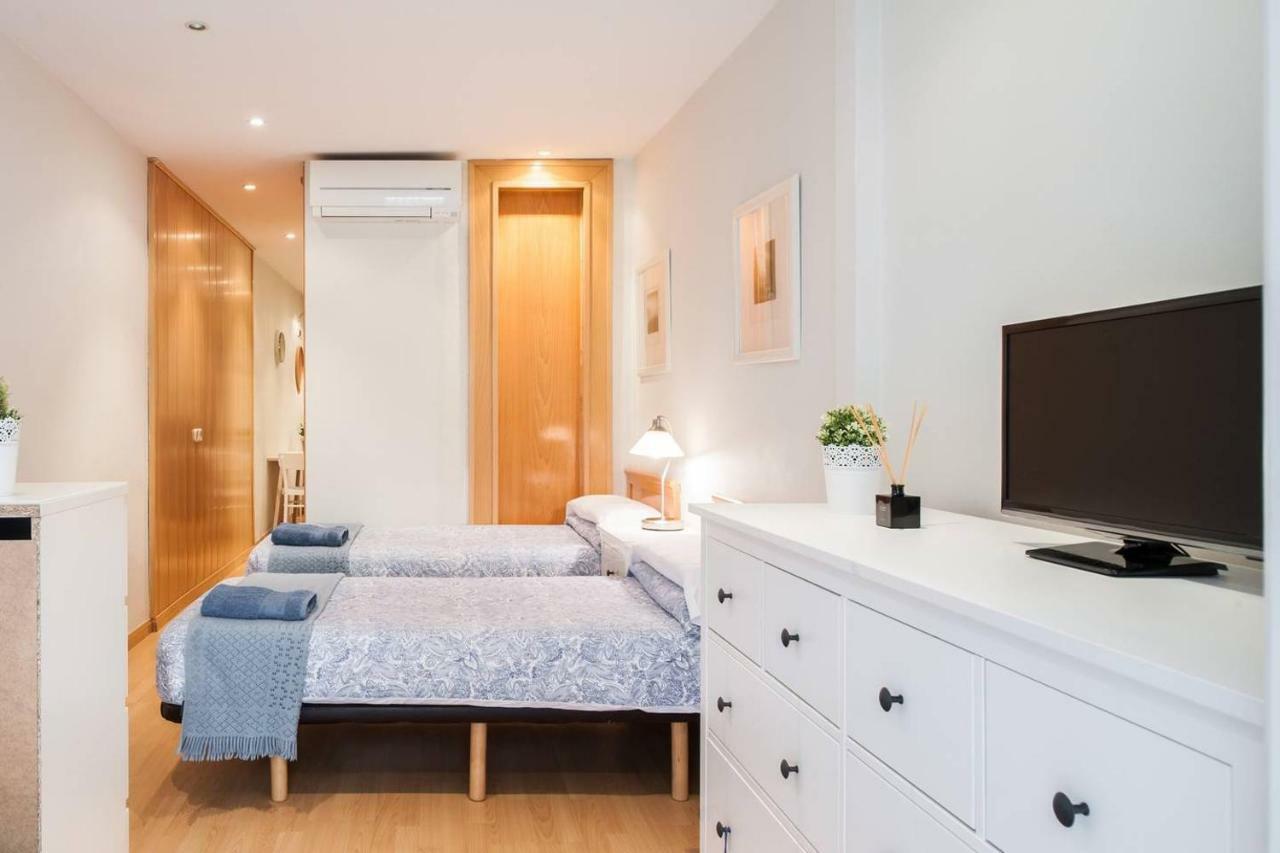 Nice Apartment Near Barcelona Center Eksteriør bilde